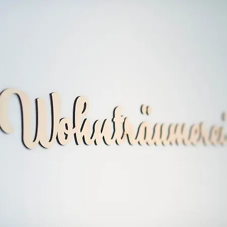 Wohnträumerei-design Apartment-netflix- Aussenbereich Mit Sitzgelegenheit Göttingen