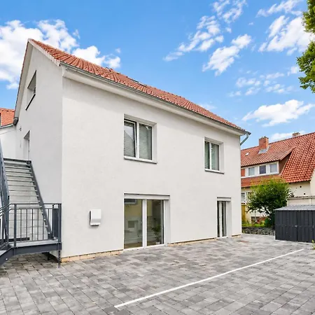 Moderne Wohlfuehloase - Ruhig- 24-7 Self -Check-In Top Wlan Daire